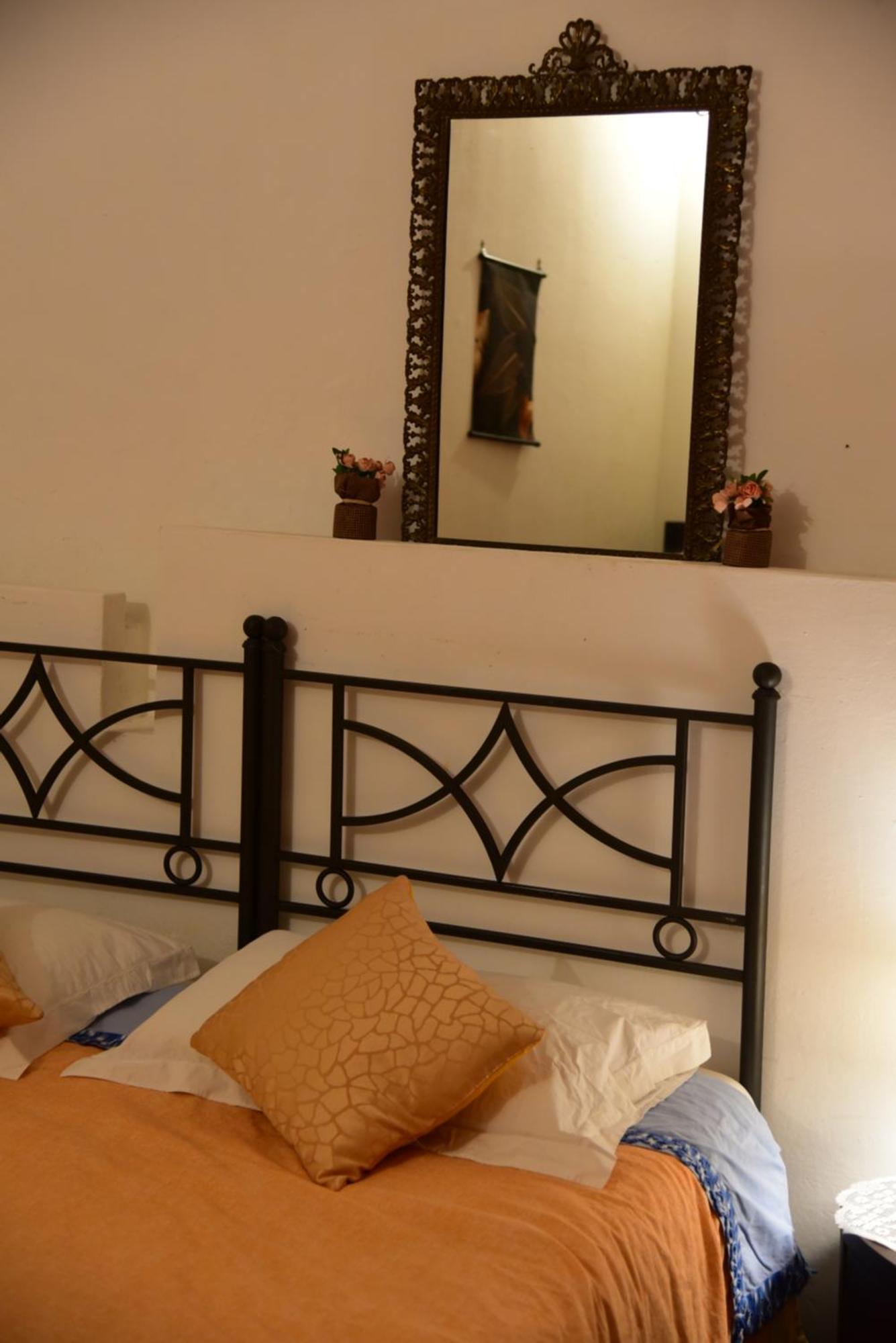 Apartment Il Segreto Di Via Laura - House In *